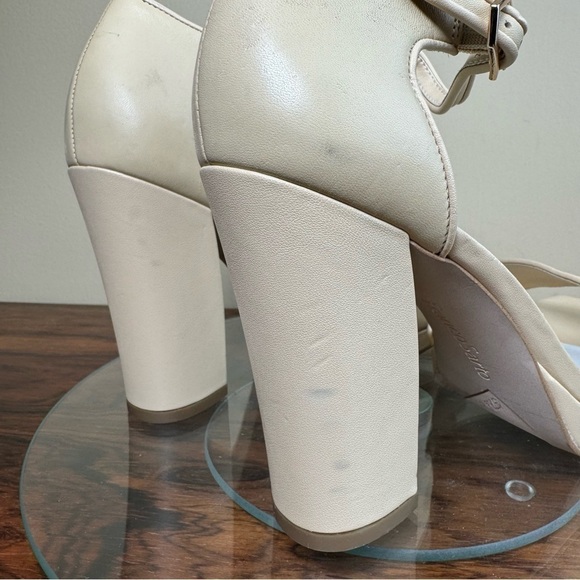 NEW Franco Sarto Dima Sandal in Beige Leather - Picture 12 of 16